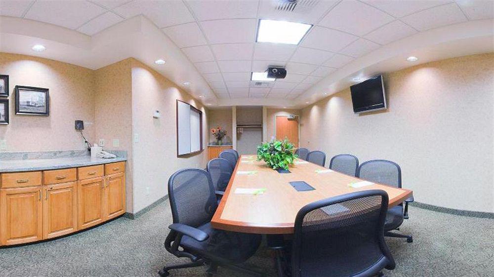 Holiday Inn Express & Suites Cheney By Ihg Εξωτερικό φωτογραφία