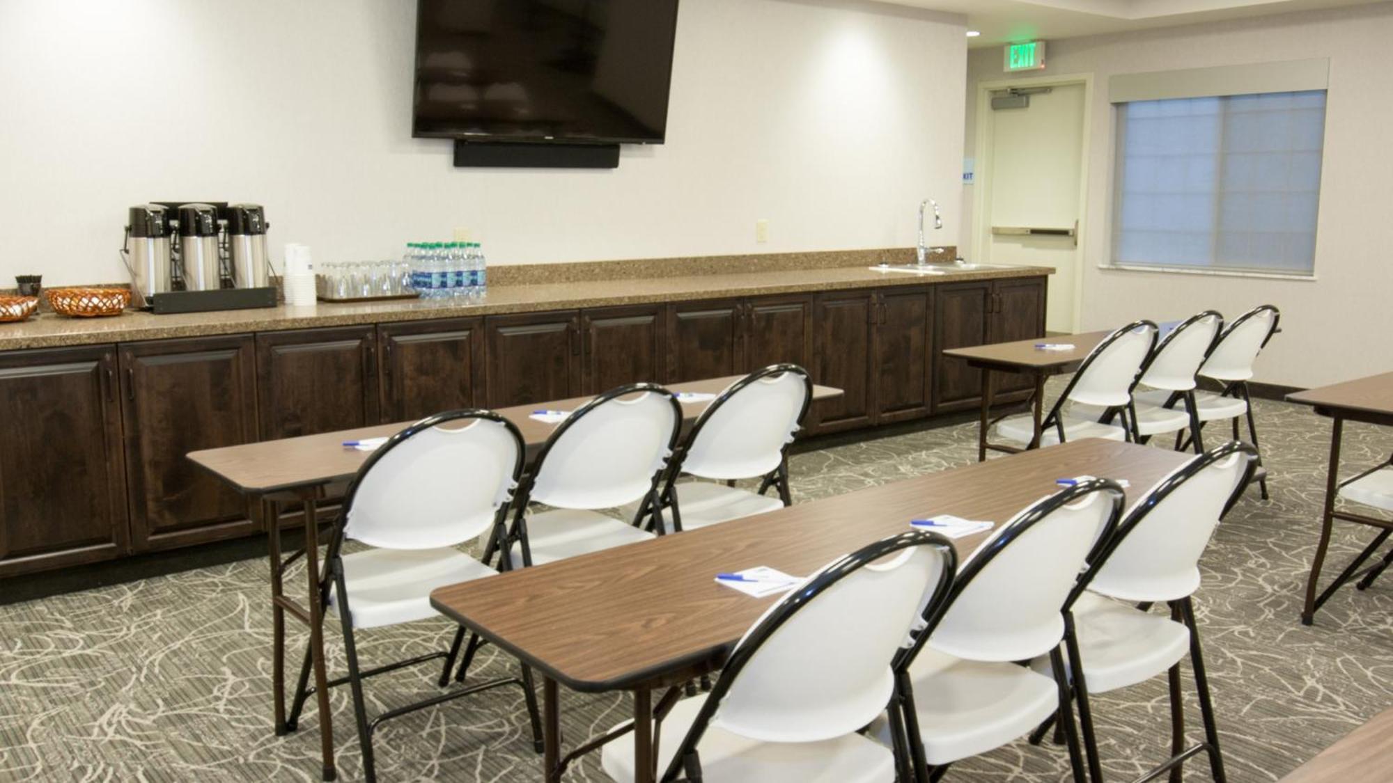 Holiday Inn Express & Suites Cheney By Ihg Εξωτερικό φωτογραφία